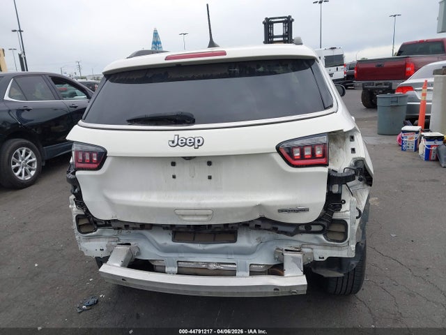 44791217 :رقم المزاد ، 3C4NJCBB1KT855654 vin ، 2019 Jeep Compass Latitude Fwd مزاد بيع