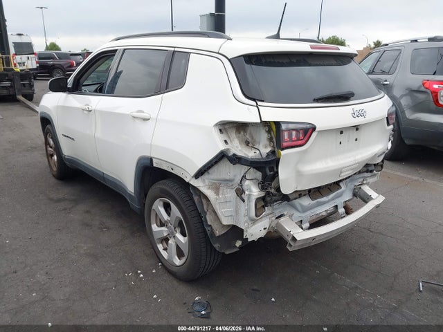 44791217 :رقم المزاد ، 3C4NJCBB1KT855654 vin ، 2019 Jeep Compass Latitude Fwd مزاد بيع