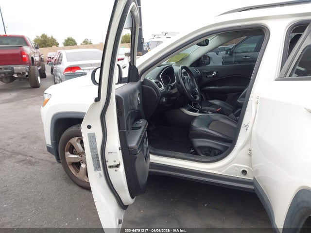 44791217 :رقم المزاد ، 3C4NJCBB1KT855654 vin ، 2019 Jeep Compass Latitude Fwd مزاد بيع