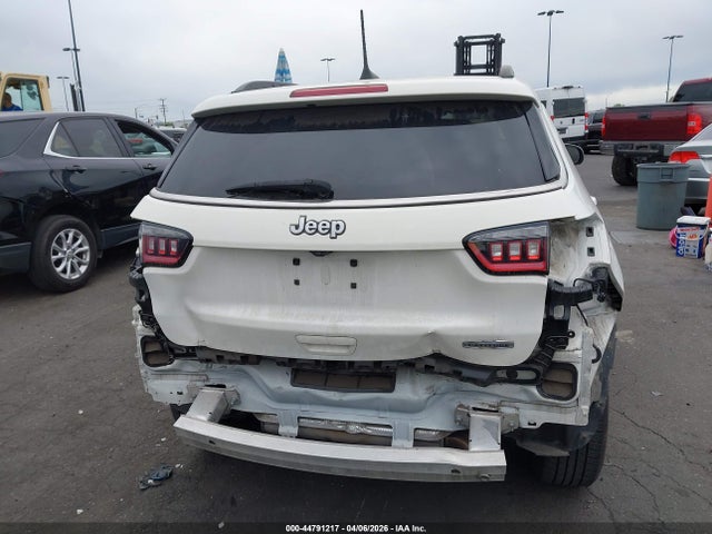 44791217 :رقم المزاد ، 3C4NJCBB1KT855654 vin ، 2019 Jeep Compass Latitude Fwd مزاد بيع