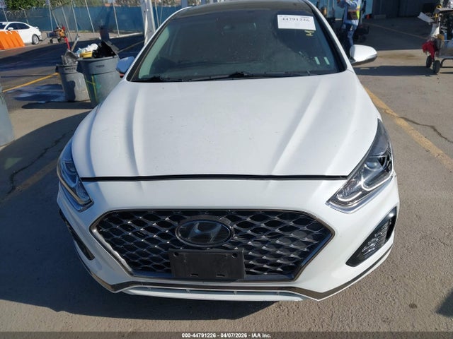 Hyundai Sonata Limited 2019 5NPE34AF0KH733775 Image 12