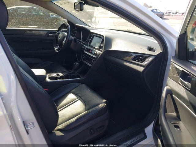 Hyundai Sonata Limited 2019 5NPE34AF0KH733775 Image 5