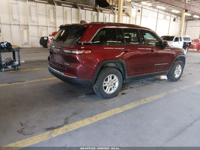 1C4RJHAG2RC162996 Jeep Grand Cherokee Laredo 4x4