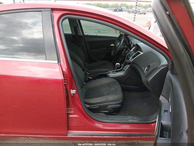 2011 CHEVROLET CRUZE 1G1PE5S9XB7270560 Photo 4