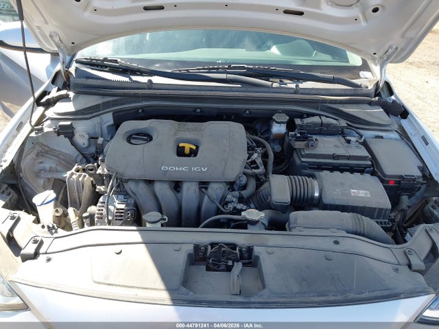 5NPD74LF1HH198400 Hyundai ELANTRA SE