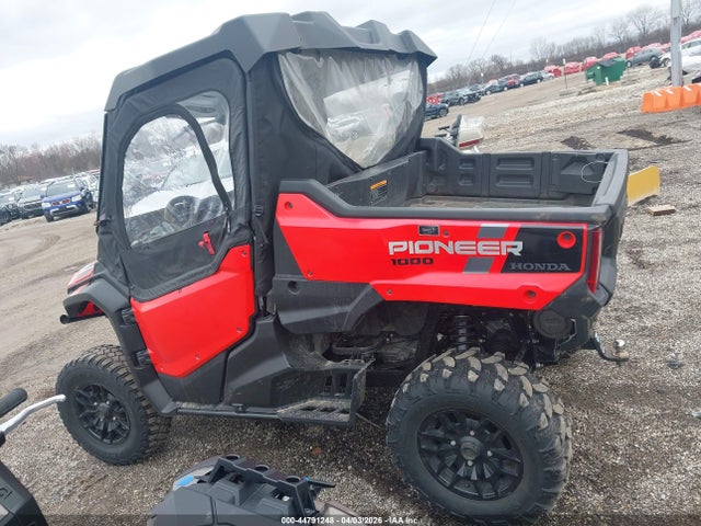 1HFVE04B3N4600066 Honda Sxs1000 M3