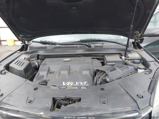 2GNFLFE3XH6230842 Chevrolet EQUINOX LT