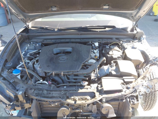44791254 :رقم المزاد ، 3MVDMBCM7PM572995 vin ، 2023 Mazda Cx-30 2.5 S Carbon Edition مزاد بيع