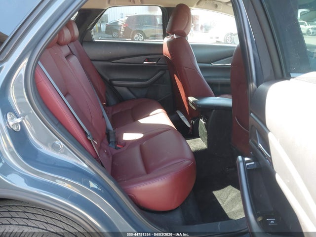 44791254 :رقم المزاد ، 3MVDMBCM7PM572995 vin ، 2023 Mazda Cx-30 2.5 S Carbon Edition مزاد بيع