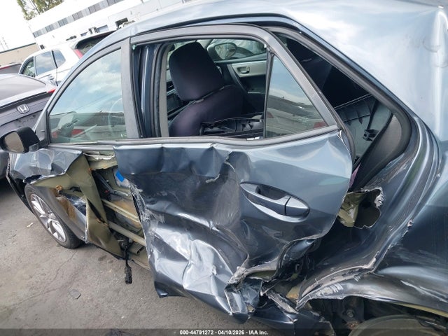 5YFBURHE6FP274805 Toyota Corolla Le Plus