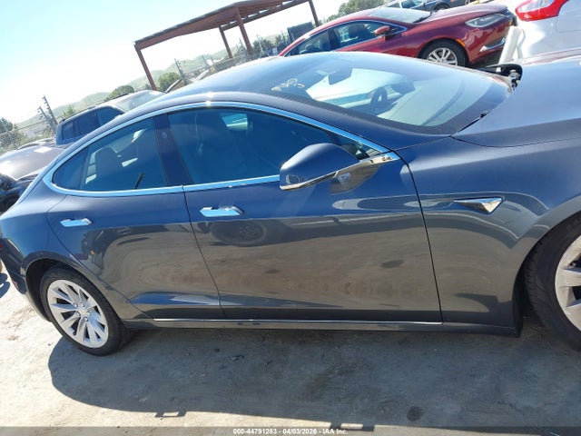 Aukcja sprzedaży 2017 Tesla Model S 60/75, vin: 5YJSA1E10HF206557, numer aukcji: 44791283
