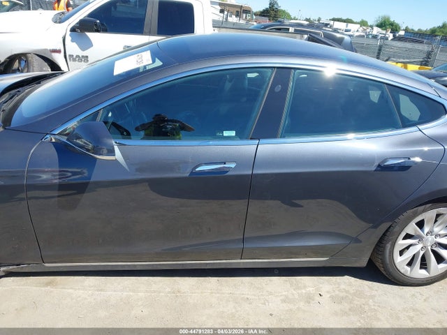 Aukcja sprzedaży 2017 Tesla Model S 60/75, vin: 5YJSA1E10HF206557, numer aukcji: 44791283