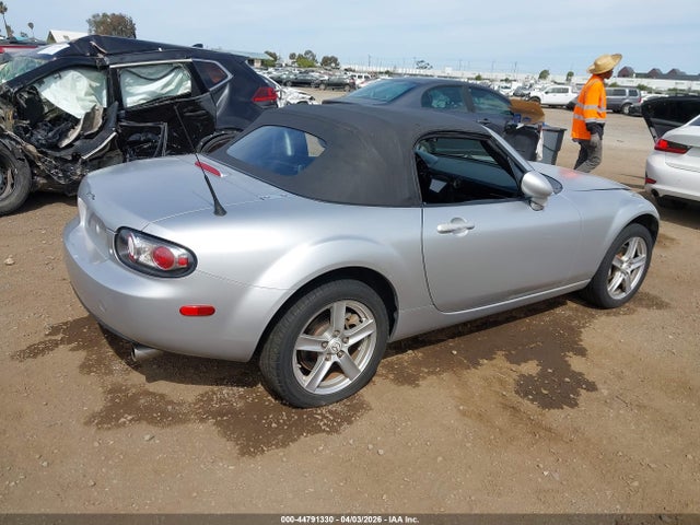 2008 MAZDA MX-5 JM1NC25F580145312 Photo 3