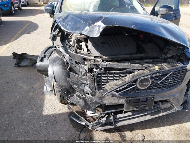 YV4L12RL6R1822678 Volvo Xc60 B5 Plus Dark Theme