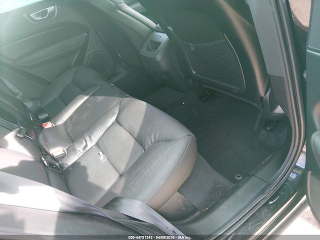 YV4L12RL6R1822678 Volvo Xc60 B5 Plus Dark Theme