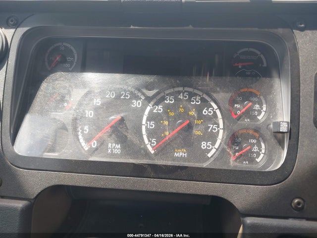 Продажа на аукционе авто 2016 Freightliner Cascadia 113, vin: 3AKJGHDV3GSHC6704, номер лота: 44791347