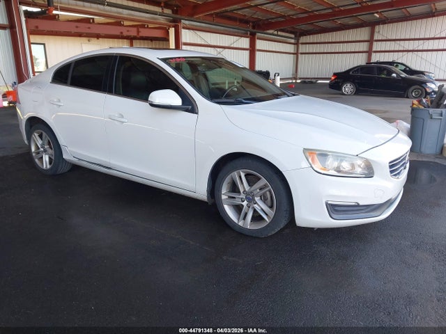 2015 VOLVO S60 YV140MFK7F1342043