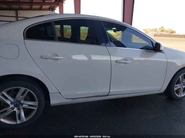 2015 VOLVO S60 YV140MFK7F1342043 Photo 5