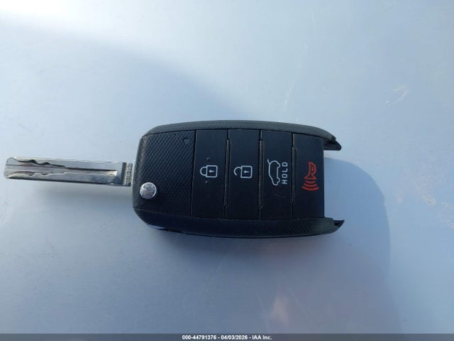 5XYKT3A6XEG489271 KIA SORENTO LX