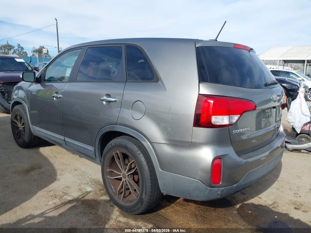 5XYKT3A6XEG489271 KIA SORENTO LX