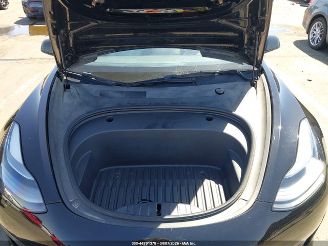 44791378 :رقم المزاد ، 5YJ3E1EC2NF138610 vin ، 2022 Tesla Model 3 Performance Dual Motor All-wheel Drive مزاد بيع