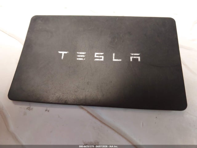 44791378 :رقم المزاد ، 5YJ3E1EC2NF138610 vin ، 2022 Tesla Model 3 Performance Dual Motor All-wheel Drive مزاد بيع
