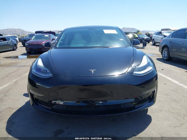 44791378 :رقم المزاد ، 5YJ3E1EC2NF138610 vin ، 2022 Tesla Model 3 Performance Dual Motor All-wheel Drive مزاد بيع