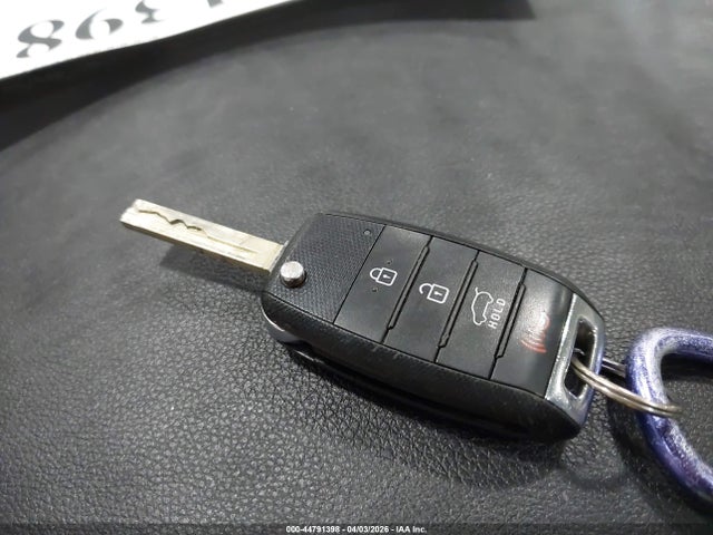 2018 KIA SORENTO 5XYPGDA51JG392686 Photo 10