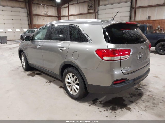 2018 KIA SORENTO 5XYPGDA51JG392686 Photo 2