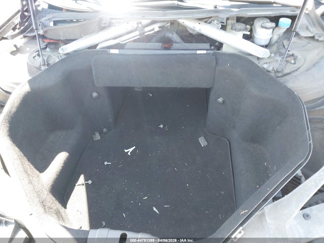 44791399 :رقم المزاد ، 5YJSA1H15EFP34795 vin ، 2014 Tesla Model S P85 مزاد بيع