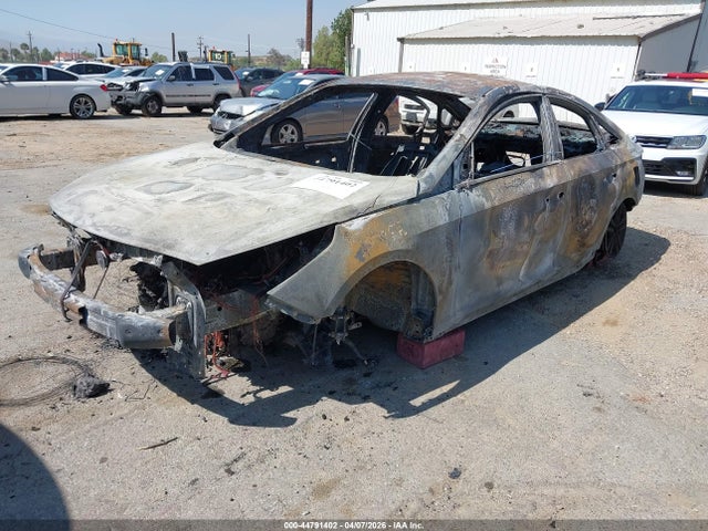 Hyundai SONATA SE 2016 5NPE24AF7GH278983 Image 2