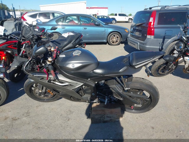 Yamaha Yzfr6 C 2014 JYARJ16Y5EA008213 Image 12