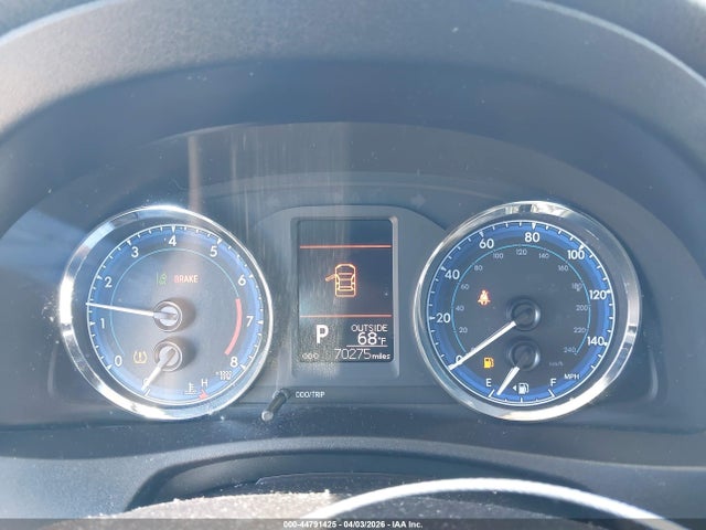 2018 TOYOTA COROLLA 2T1BURHE3JC068236 Photo 6