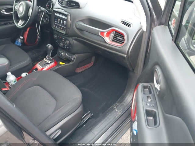 ZACNJDC18MPM29785 Jeep Renegade Trailhawk 4x4