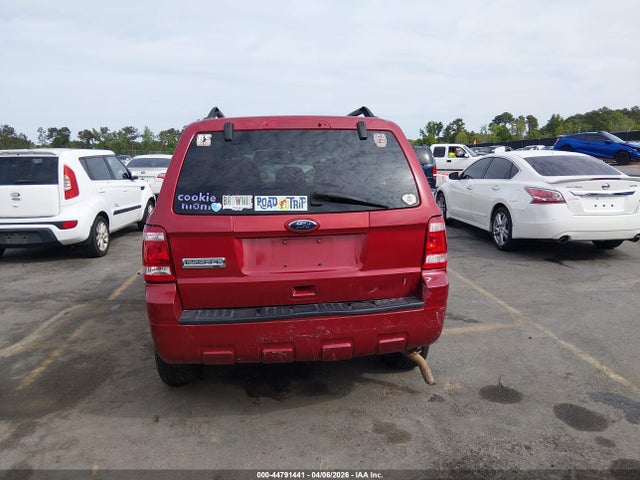 44791441 :رقم المزاد ، 1FMCU0D79AKB34547 vin ، 2010 Ford Escape Xlt مزاد بيع