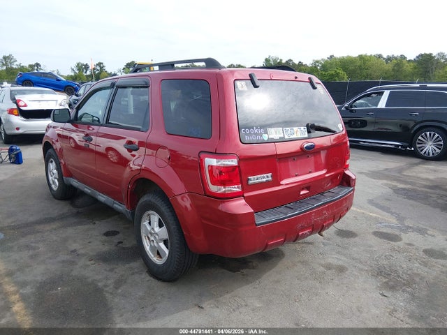 44791441 :رقم المزاد ، 1FMCU0D79AKB34547 vin ، 2010 Ford Escape Xlt مزاد بيع