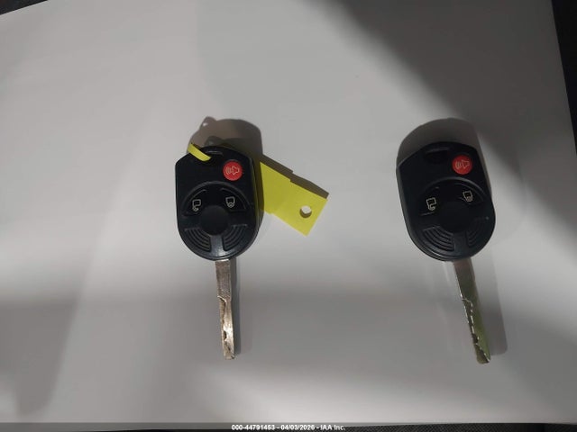 1FMCU9G9XHUC52560 Ford ESCAPE SE