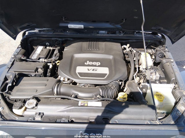 44791458 :رقم المزاد ، 1C4BJWEG3GL239615 vin ، 2016 Jeep Wrangler Unlimited Sahara مزاد بيع