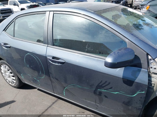 2T1BURHE0JC037834 Toyota COROLLA LE
