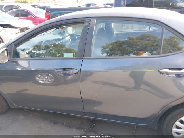 2T1BURHE0JC037834 Toyota COROLLA LE