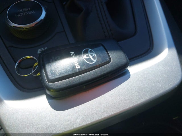 JTMRWRFV5PD203112 Toyota Rav4 Hybrid Xle