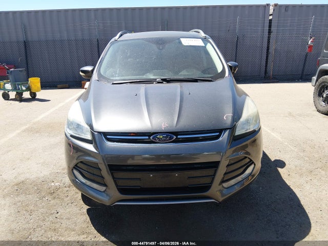 44791497 :رقم المزاد ، 1FMCU9JX0GUC72497 vin ، 2016 Ford Escape Titanium مزاد بيع