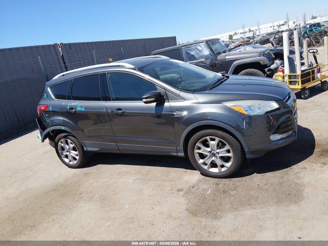 44791497 :رقم المزاد ، 1FMCU9JX0GUC72497 vin ، 2016 Ford Escape Titanium مزاد بيع