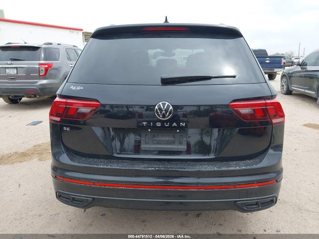 3VVCB7AX4NM140554 Volkswagen Tiguan 2.0t Se R-line Black