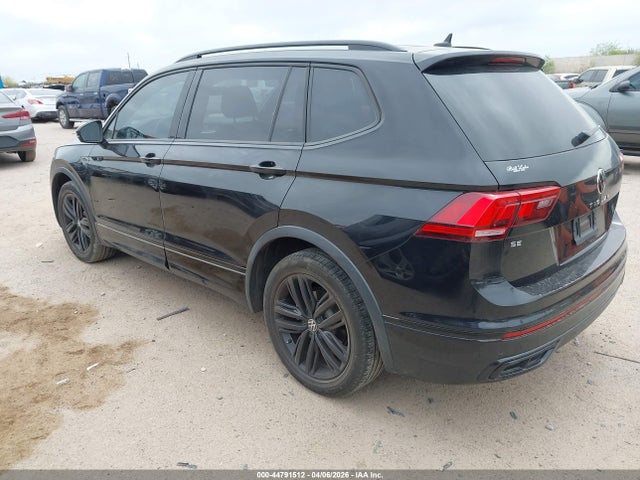 3VVCB7AX4NM140554 Volkswagen Tiguan 2.0t Se R-line Black