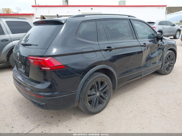 3VVCB7AX4NM140554 Volkswagen Tiguan 2.0t Se R-line Black