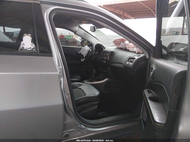 3C4NJCBB1HT671081 Jeep New Compass Latitude Fwd
