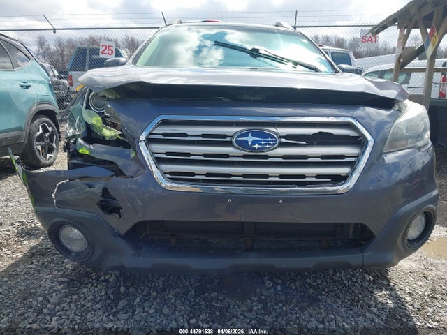 44791538 :رقم المزاد ، 4S4BSACC3F3221951 vin ، 2015 Subaru Outback 2.5i Premium مزاد بيع