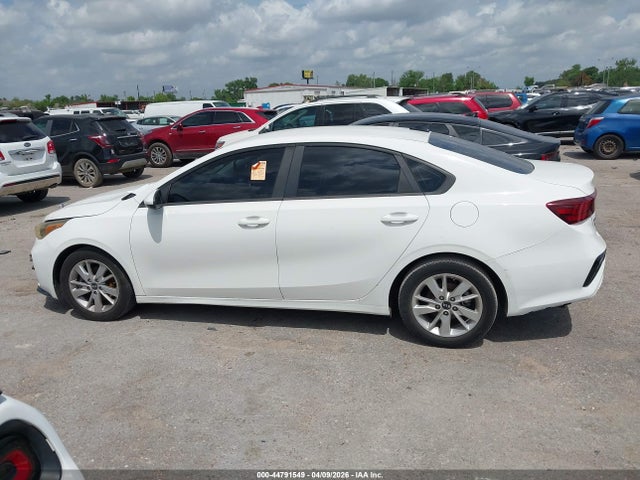 Продаж на аукціоні авто 2019 Kia Forte Lxs, vin: 3KPF24AD0KE077622, номер лоту: 44791549
