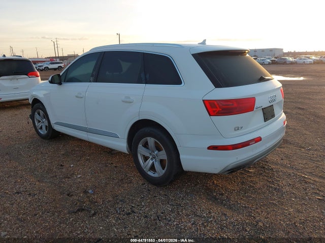 44791553 :رقم المزاد ، WA1AHAF72KD020747 vin ، 2019 Audi Q7 45 Premium/45 Se Premium مزاد بيع